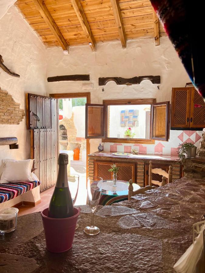 Cuevas De La Paz - Cave House Holidays Los Carriones Exterior foto