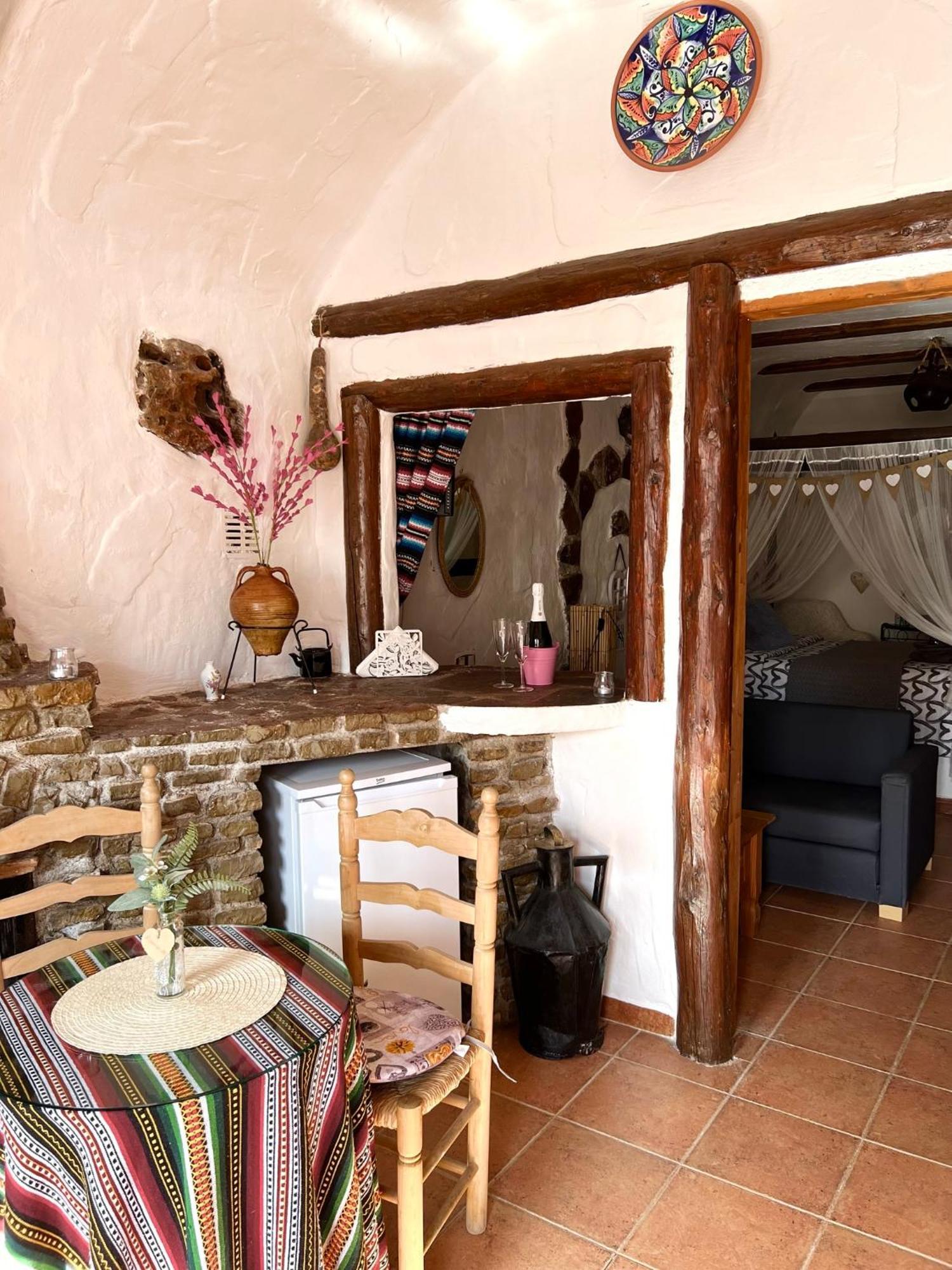 Cuevas De La Paz - Cave House Holidays Los Carriones Quarto foto